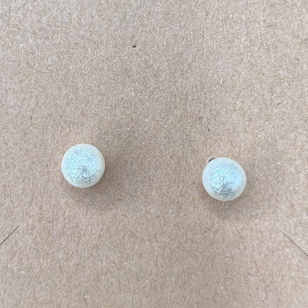 Textured Faux Pearl Stud Earrings